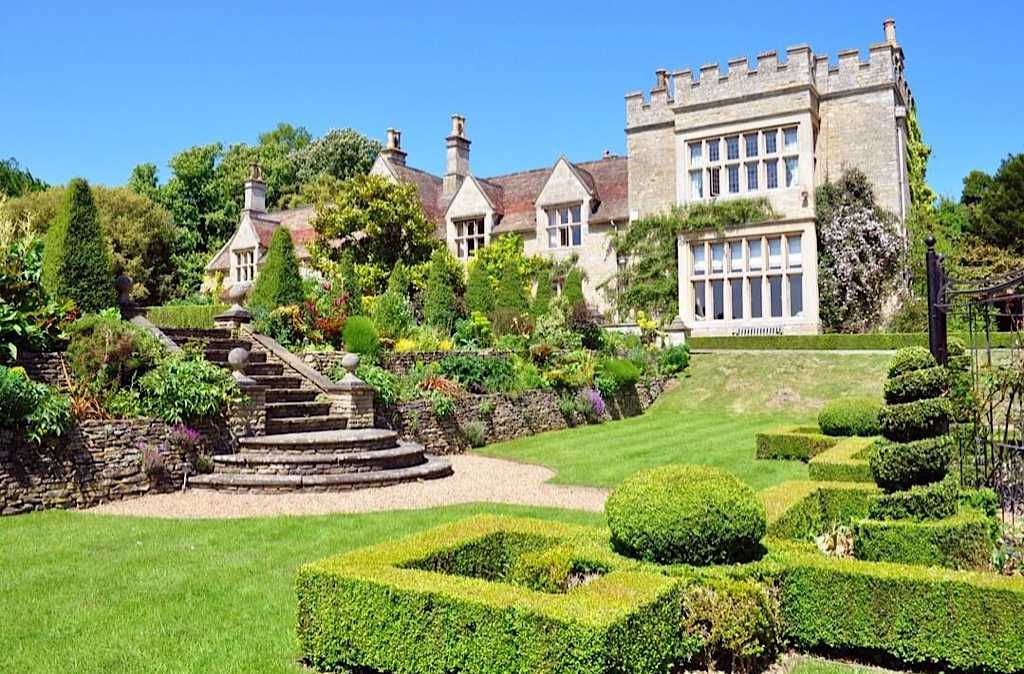 Tofte Manor Wedding DJ Hire & Disco Hire